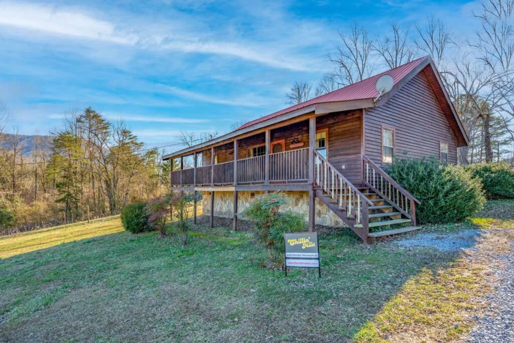 Beautiful View! Log Cabin,Fireplace,Hot Tub,Arcade,Pool,Fishing Sevierville Exterior photo