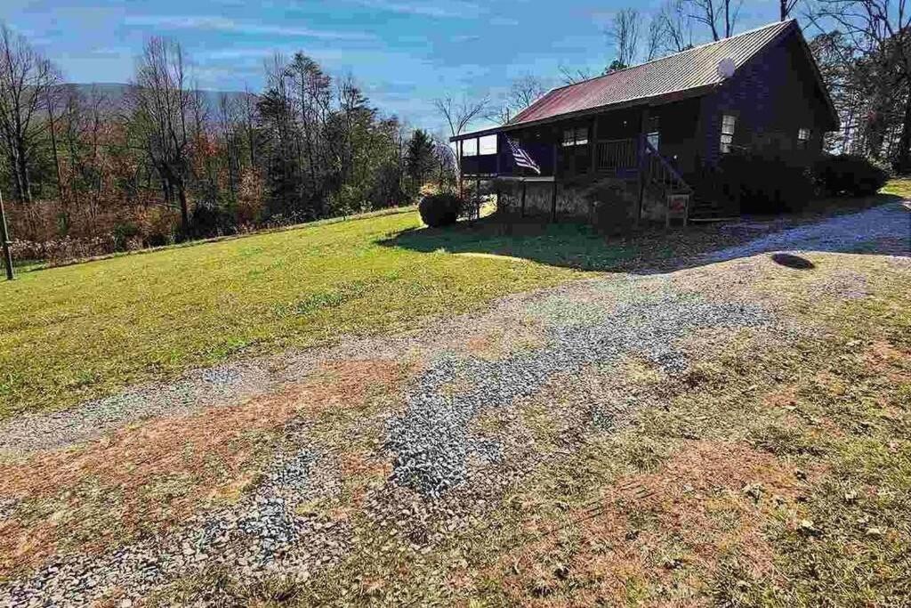 Beautiful View! Log Cabin,Fireplace,Hot Tub,Arcade,Pool,Fishing Sevierville Exterior photo